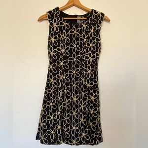 Holiday dress gold and black with pockets